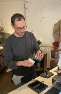 Efecto -antiosteoporótico- cafe- barista- café-especialidad